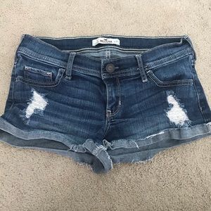 Hollister Distressed Denim Shorts size 5 w 27